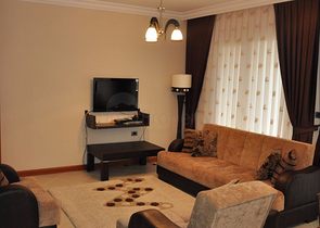 شقة مفروشة على الخط الأول من البحر في مركز المدينة السياحية ألانيا