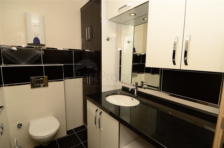 شقة مفروشة على بعد 250 متر من شواطئ كليوباترا في مركز ألانيا.