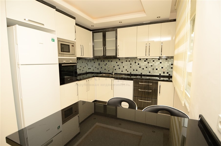 شقة مفروشة على بعد 250 متر من شواطئ كليوباترا في مركز ألانيا.