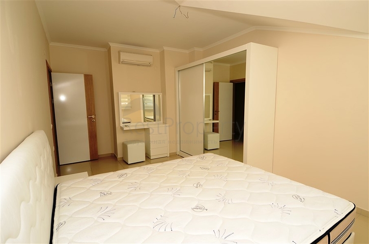 شقة مفروشة على بعد 250 متر من شواطئ كليوباترا في مركز ألانيا.