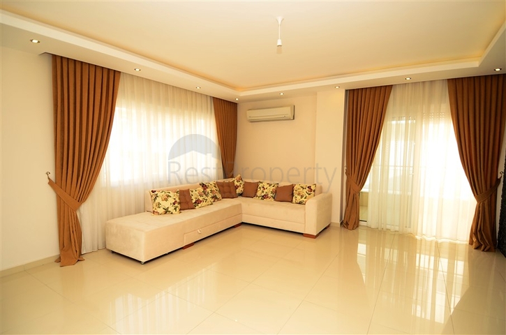 شقة مفروشة على بعد 250 متر من شواطئ كليوباترا في مركز ألانيا.