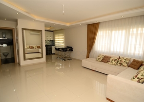 شقة مفروشة على بعد 250 متر من شواطئ كليوباترا في مركز ألانيا.