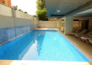 شقة مفروشة على بعد 250 متر من شواطئ كليوباترا في مركز ألانيا.