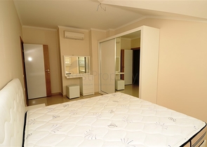 شقة مفروشة على بعد 250 متر من شواطئ كليوباترا في مركز ألانيا.