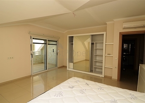 شقة مفروشة على بعد 250 متر من شواطئ كليوباترا في مركز ألانيا.