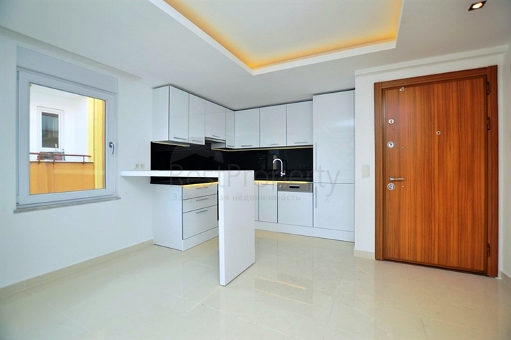 شقة حديثة في مركز الانيا.