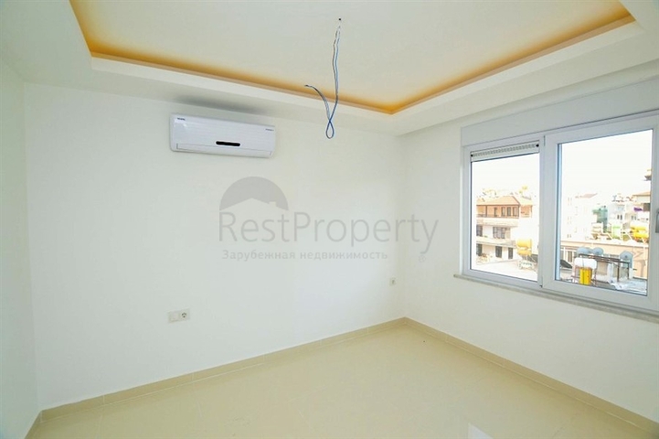 شقة حديثة في مركز الانيا.