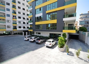 مشروع إستثماري قيد الإنشاء من شركة بناء مشهورة في مركز ألانيا