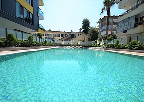 مشروع إستثماري قيد الإنشاء من شركة بناء مشهورة في مركز ألانيا