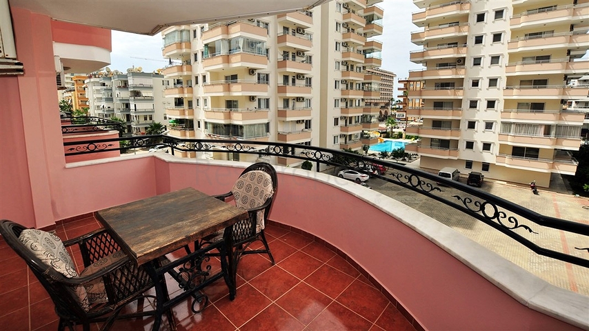 شقة مفروشة من قبل المالك في منطقة محمود لار – ألانيا 