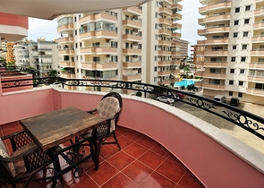 شقة مفروشة من قبل المالك في منطقة محمود لار – ألانيا 