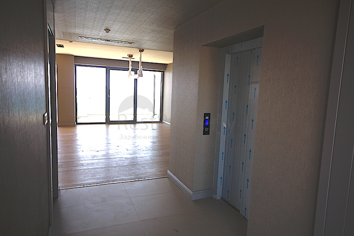 مشروع الرفاهية على الخط الاول من البحر في منطقة لارا – أنطاليا.