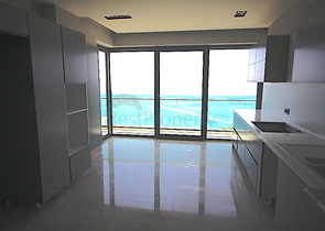 مشروع الرفاهية على الخط الاول من البحر في منطقة لارا – أنطاليا.