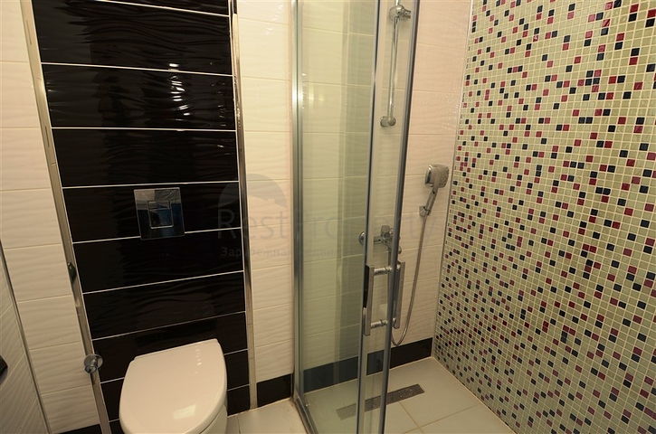 شقة بإطلالة بحرية مميزة في منطقة محمود لار – ألانيا