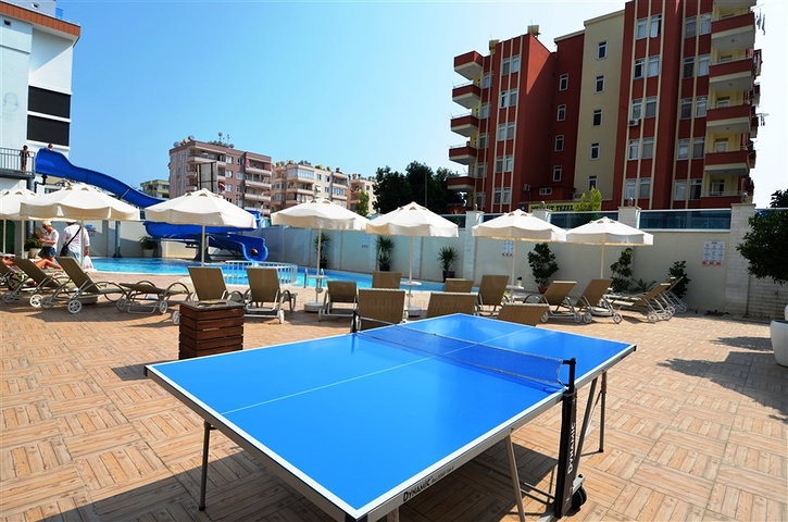 شقة بإطلالة بحرية مميزة في منطقة محمود لار – ألانيا