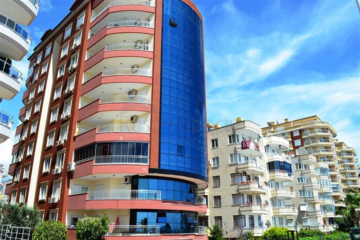 شقة مفروشة بإطلال بحرية ساحرة في منطقة محمود لار – ألانيا