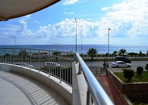 شقة مفروشة بإطلال بحرية ساحرة في منطقة محمود لار – ألانيا