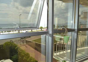 شقة مفروشة بإطلال بحرية ساحرة في منطقة محمود لار – ألانيا