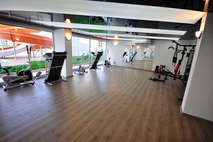 شقة ضمن مجمع سكني حديث في منطقة محمود لار – ألانيا