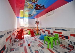 شقة ضمن مجمع سكني حديث في منطقة محمود لار – ألانيا