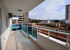 شقة ضمن مجمع سكني حديث في منطقة محمود لار – ألانيا