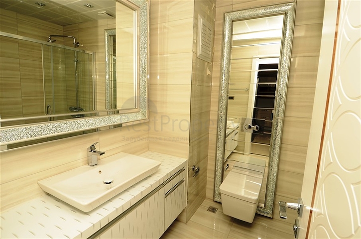 شقة واسعة ومميزة في منطقة محمودلار – ألانيا