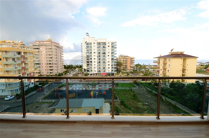 شقة واسعة ومميزة في منطقة محمودلار – ألانيا