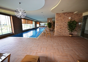 شقة مفروشة ضمن إحدى المجمعات المميزة الراقية فلي منطقة جيكجيلي – ألانيا