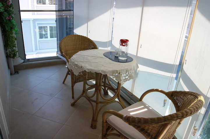 شقة بينتهاوس مفروشة مميزة في منطقة كونيالتي – أنطاليا.