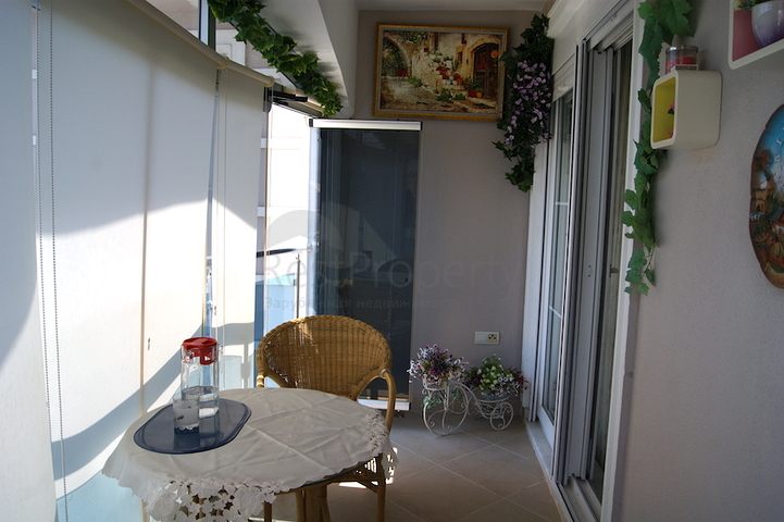 شقة بينتهاوس مفروشة مميزة في منطقة كونيالتي – أنطاليا.