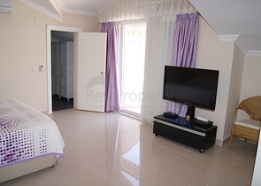 شقة بينتهاوس مفروشة مميزة في منطقة كونيالتي – أنطاليا.