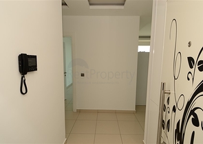 شقة بإطلالة جبلية وبحرية في منطقة توسمور – ألانيا