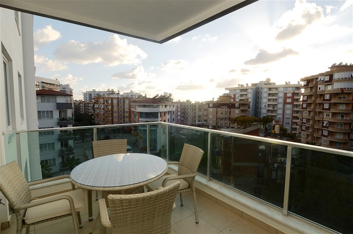 شقق للايجار مطلة على الجبل