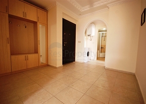 شقة مفروشة ضمن مجمع سكني مميز في منطقة محمود لار – ألانيا.