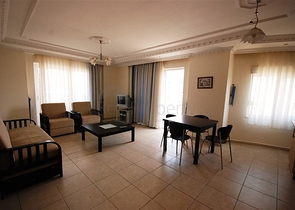 شقة مفروشة ضمن مجمع سكني مميز في منطقة محمود لار – ألانيا.