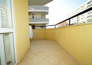 شقة مفروشة على مسافة قريبة من البحر في منطقة محمود لار – ألانيا