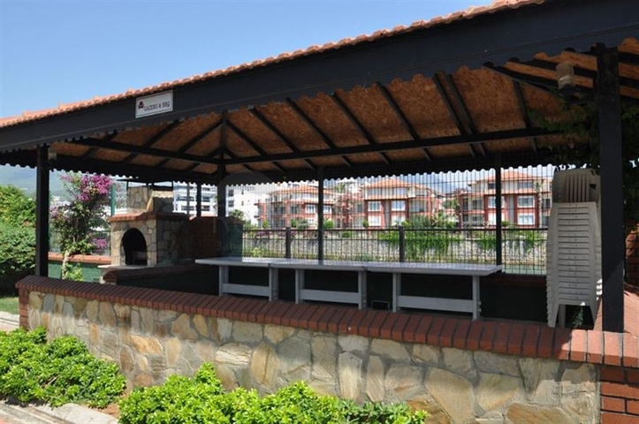 شقة بإطلالة بحرية ساحرة في منطقة توسمور – ألانيا