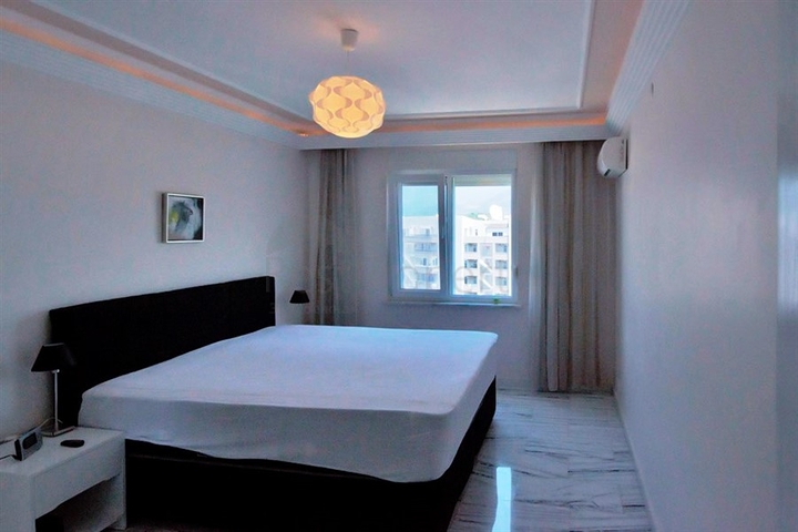 شقة بإطلالة بحرية ساحرة في منطقة توسمور – ألانيا