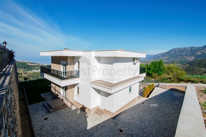 فيلا حديثة مع مناظر خلابة للبحر في منطقة كارجي جاك – ألانيا