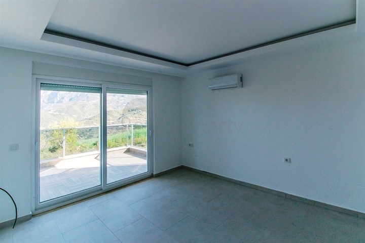 فيلا حديثة مع مناظر خلابة للبحر في منطقة كارجي جاك – ألانيا