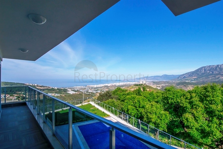 فيلا حديثة مع مناظر خلابة للبحر في منطقة كارجي جاك – ألانيا