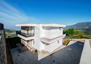 فيلا حديثة مع مناظر خلابة للبحر في منطقة كارجي جاك – ألانيا