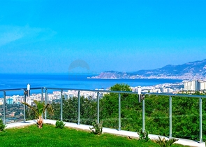 فيلا حديثة مع مناظر خلابة للبحر في منطقة كارجي جاك – ألانيا