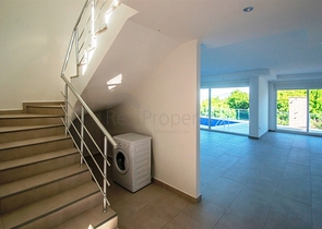 فيلا حديثة مع مناظر خلابة للبحر في منطقة كارجي جاك – ألانيا