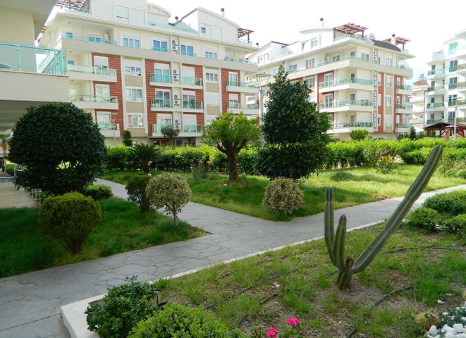 شقة مفروشة ضمن حي ليمان من منطقة كونيالتي – أنطاليا