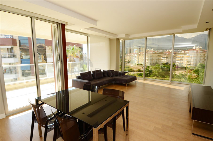 شقة بإطلالة على جبال طورووس في منطقة اوبا – ألانيا