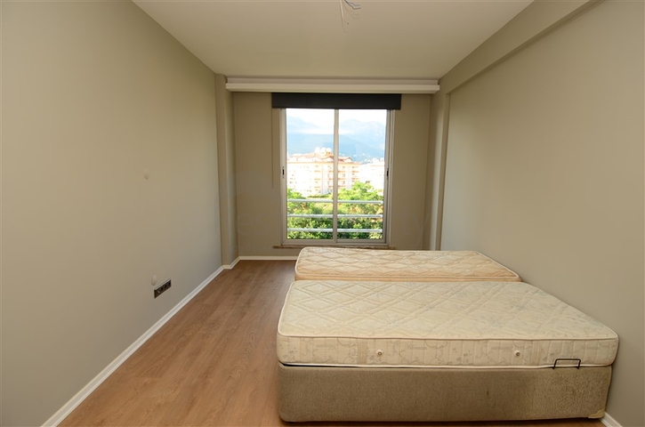 شقة بإطلالة على جبال طورووس في منطقة اوبا – ألانيا