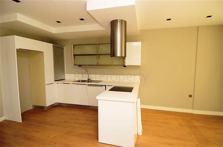 شقة بإطلالة على جبال طورووس في منطقة اوبا – ألانيا