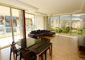 شقة بإطلالة على جبال طورووس في منطقة اوبا – ألانيا