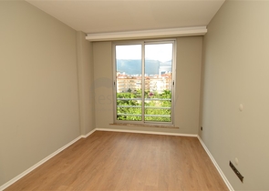 شقة بإطلالة على جبال طورووس في منطقة اوبا – ألانيا